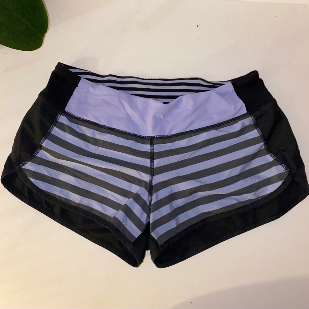 Lululemon Shorts Back Zipper Pocket Size6
